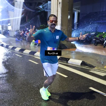 Runner Photo 7920028