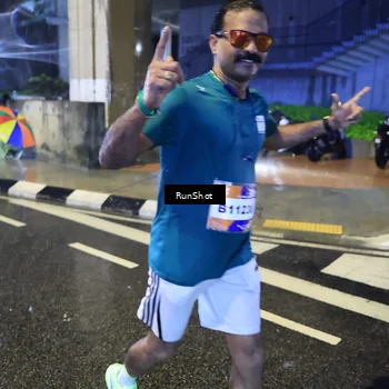 Runner Photo 7920040