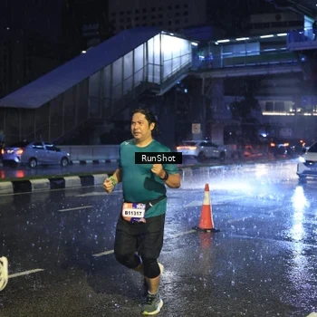 Runner Photo 7920054