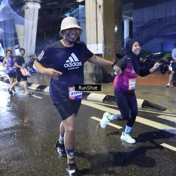 Runner Photo 7920100