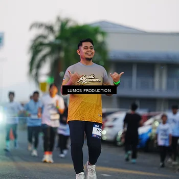Runner Photo 7920102