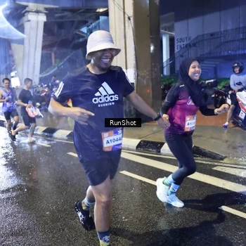 Runner Photo 7920106