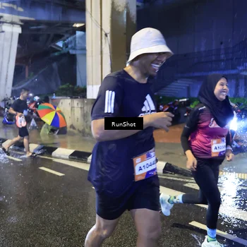 Runner Photo 7920107