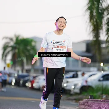 Runner Photo 7920140