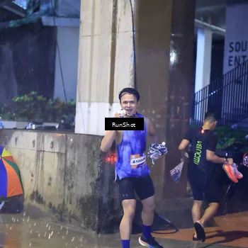 Runner Photo 7920146