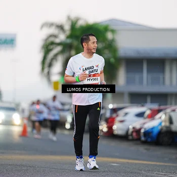 Runner Photo 7920158