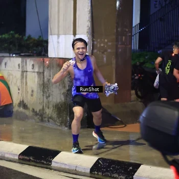 Runner Photo 7920159