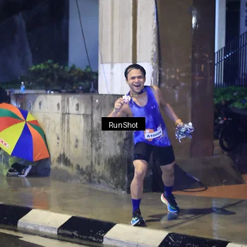 Runner Photo 7920174