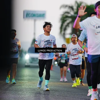 Runner Photo 7920211