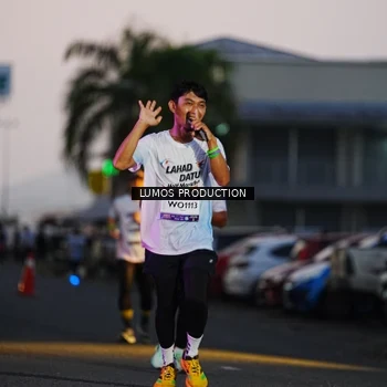 Runner Photo 7920225