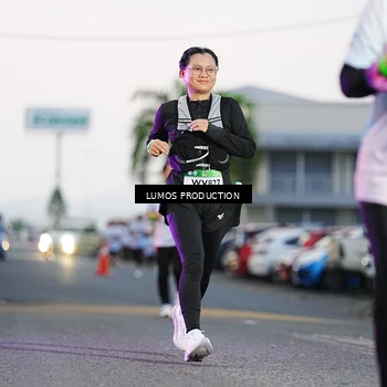 Runner Photo 7920254