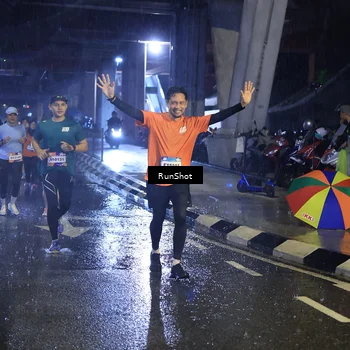 Runner Photo 7920257