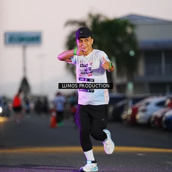 Runner Photo 7920260