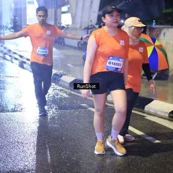 Runner Photo 7920288