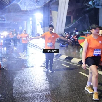 Runner Photo 7920301