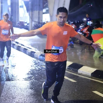 Runner Photo 7920307