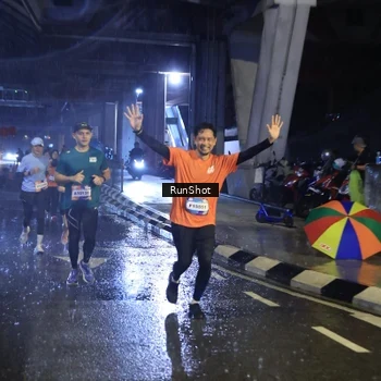 Runner Photo 7920310