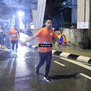 Runner Photo 7920322