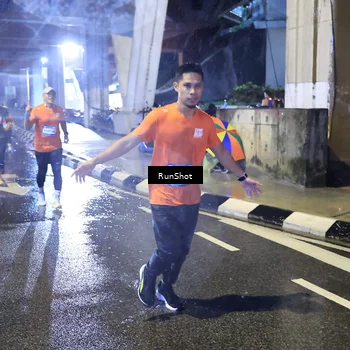 Runner Photo 7920327