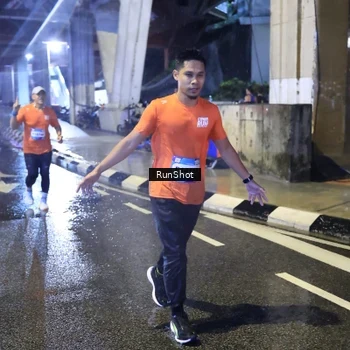 Runner Photo 7920328