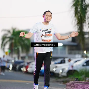 Runner Photo 7920329
