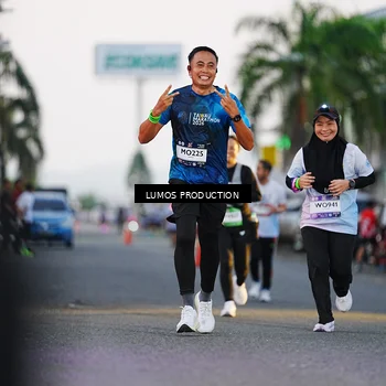Runner Photo 7920332