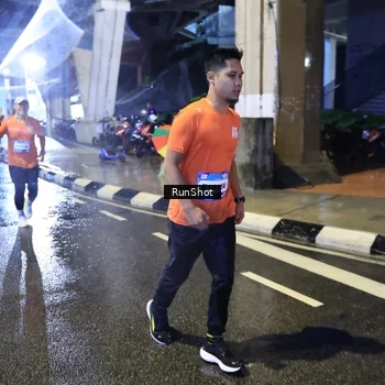 Runner Photo 7920336