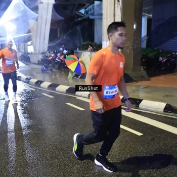 Runner Photo 7920338