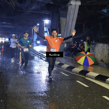 Runner Photo 7920363