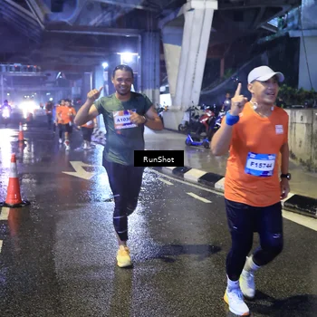Runner Photo 7920376