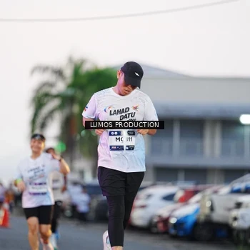 Runner Photo 7920384