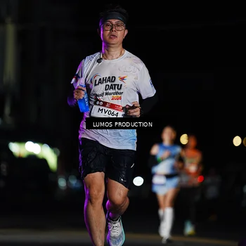Runner Photo 7920387