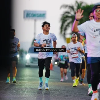 Runner Photo 7920390