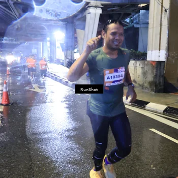 Runner Photo 7920396