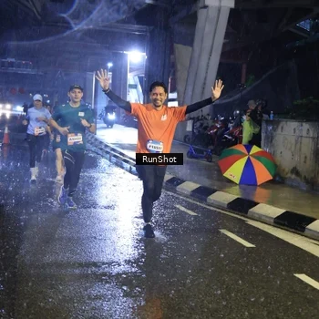 Runner Photo 7920398