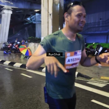 Runner Photo 7920410
