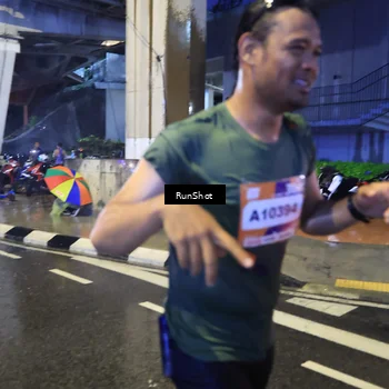 Runner Photo 7920412