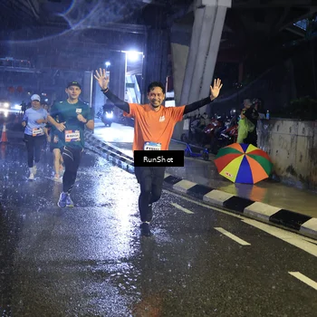 Runner Photo 7920415