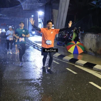 Runner Photo 7920426