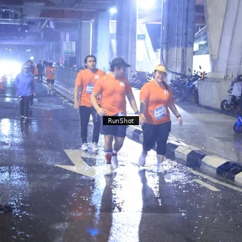 Runner Photo 7920444