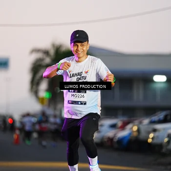 Runner Photo 7920478
