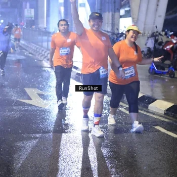 Runner Photo 7920481
