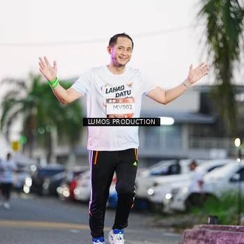 Runner Photo 7920491