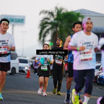 Runner Photo 7920590