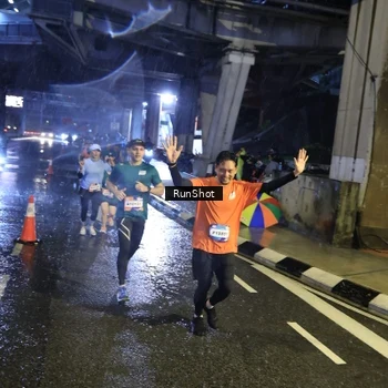 Runner Photo 7920604