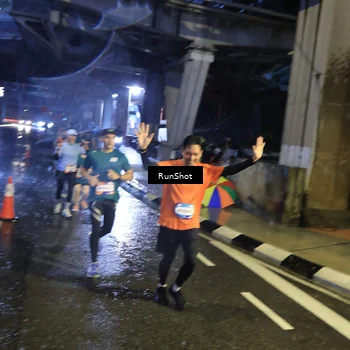 Runner Photo 7920620
