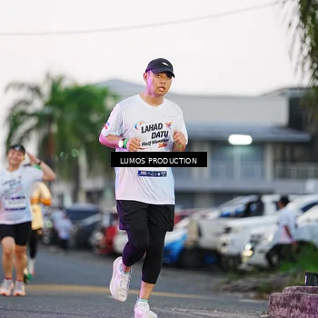 Runner Photo 7920697