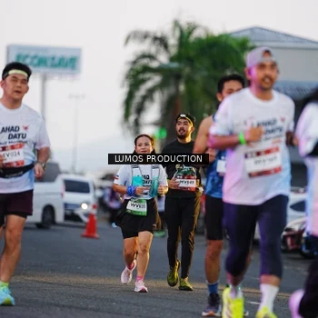 Runner Photo 7920712