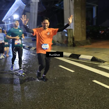 Runner Photo 7920719