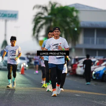 Runner Photo 7920755